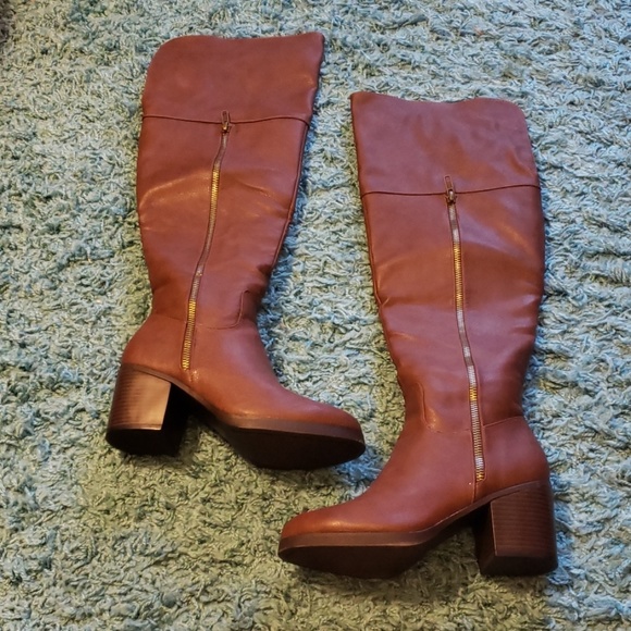 NWOT Brown Over the Knee Boots with Zippers - Picture 4 of 6